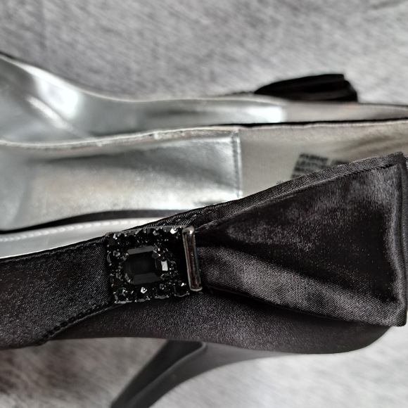 Unlisted women's satin dress platform heels size 9 good condition - Picture 5 of 13